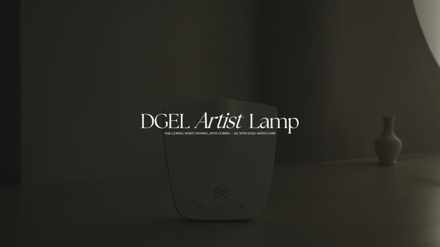 DGEL Artist Lamp